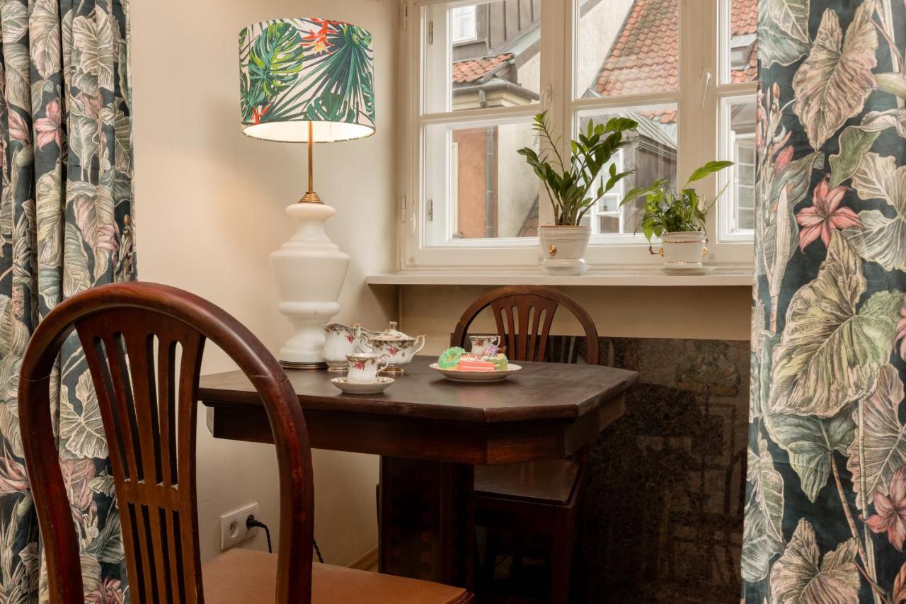 Atmospheric Apartment Next To Warsaw Old Town Square By Noclegi Renters Екстер'єр фото