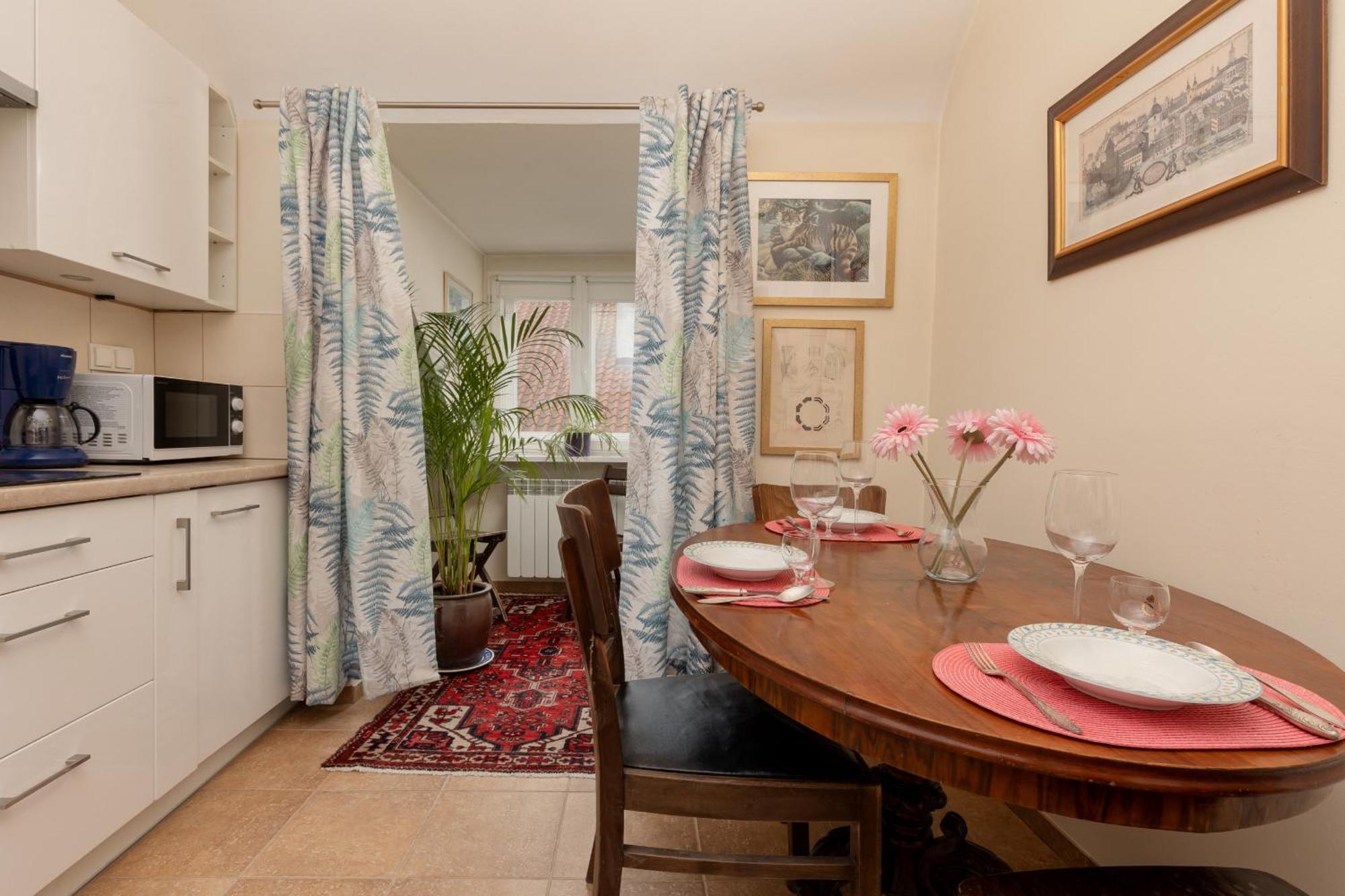 Atmospheric Apartment Next To Warsaw Old Town Square By Noclegi Renters Екстер'єр фото